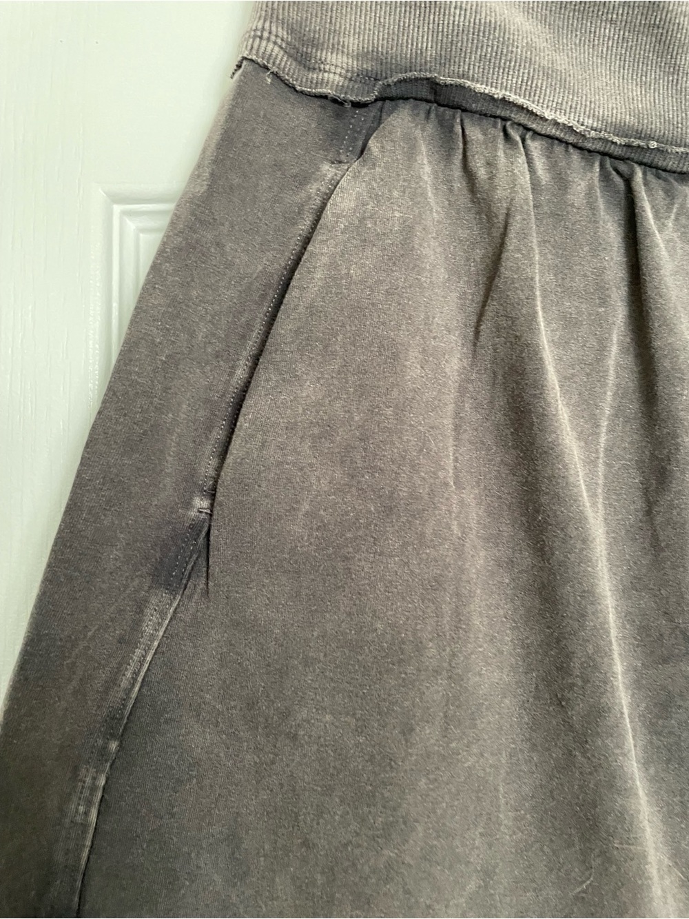 Free People Movement - Hot Shot Harem Lounge Shorts - Size Small - Picture 6 of 7